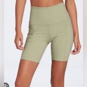 NWOT CALIA Women's Mixed Rib Essential
Bike Shorts small